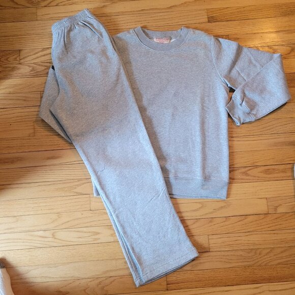 The Vermont Country Store Gray Sweatshirt & Sweatpants Set - Small - Picture 1 of 6